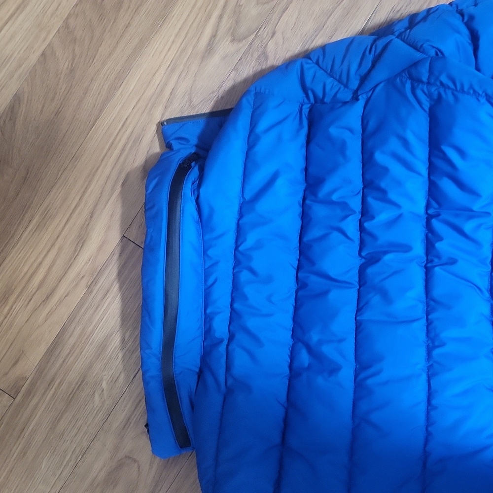 Coat - Picture 5 of 6